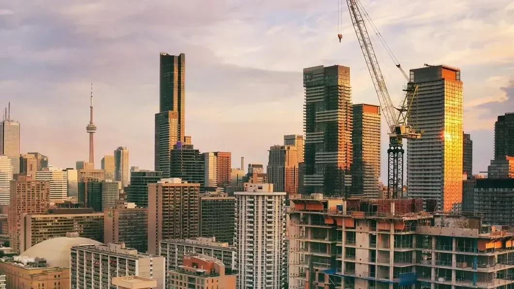 Toronto İnşaat